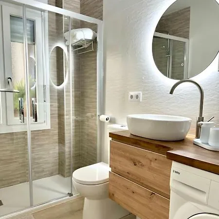 Berria White Flat Apartment Santona